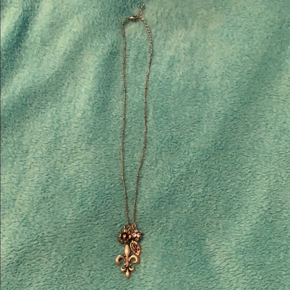 Fleur-de-lis silver charm necklace